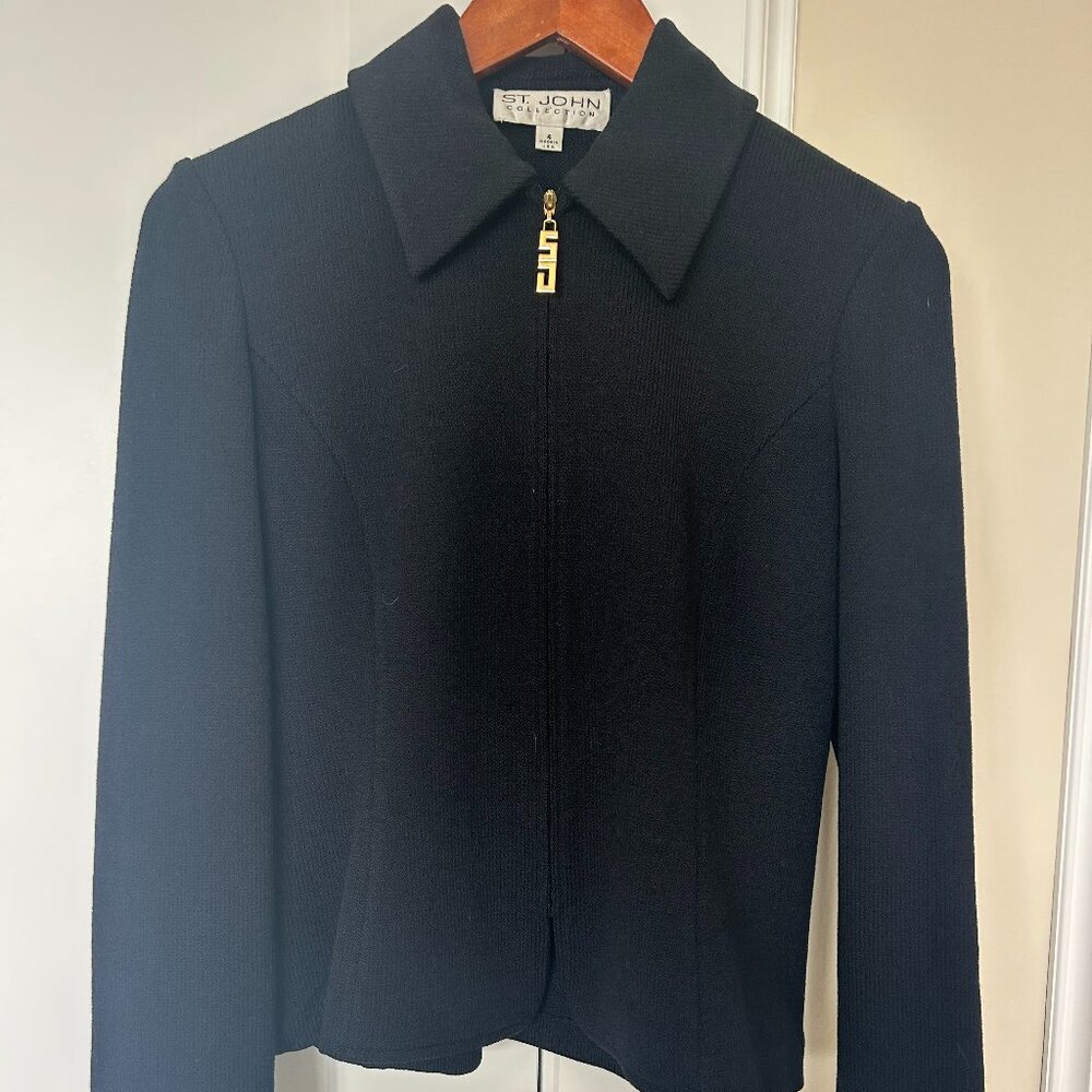 St. John Collection Women's Black Sweater Blazer, Small